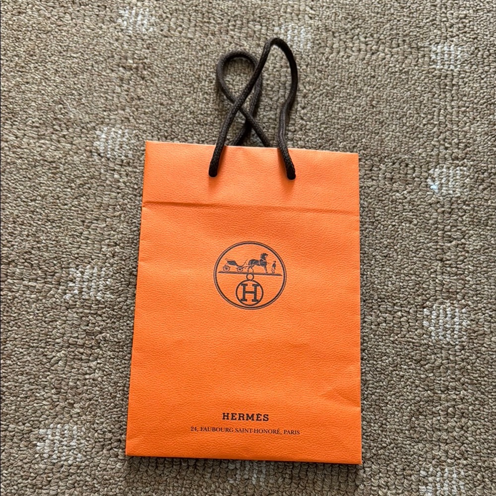 Hermès Orange Shopping Bag small for accessories 6” wide by 8.5” high 2.75 deep